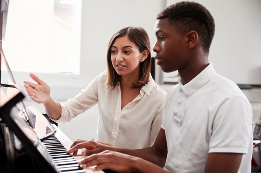 30 min  Online Private Lesson(Piano/Voice)